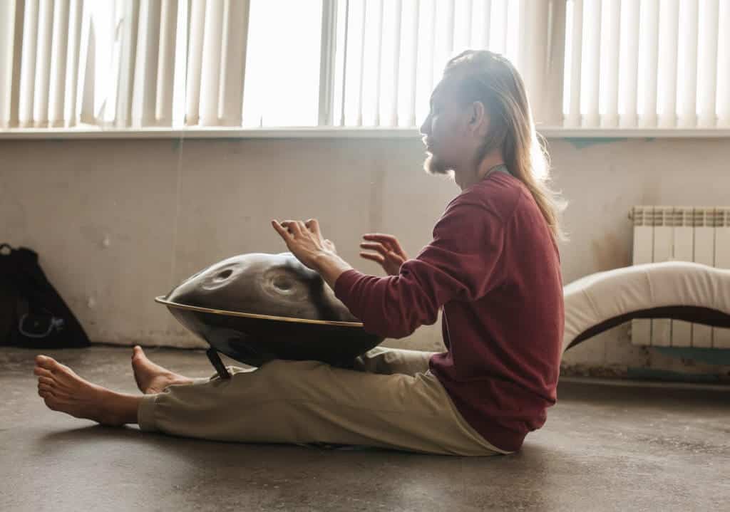 Joueur de handpan
